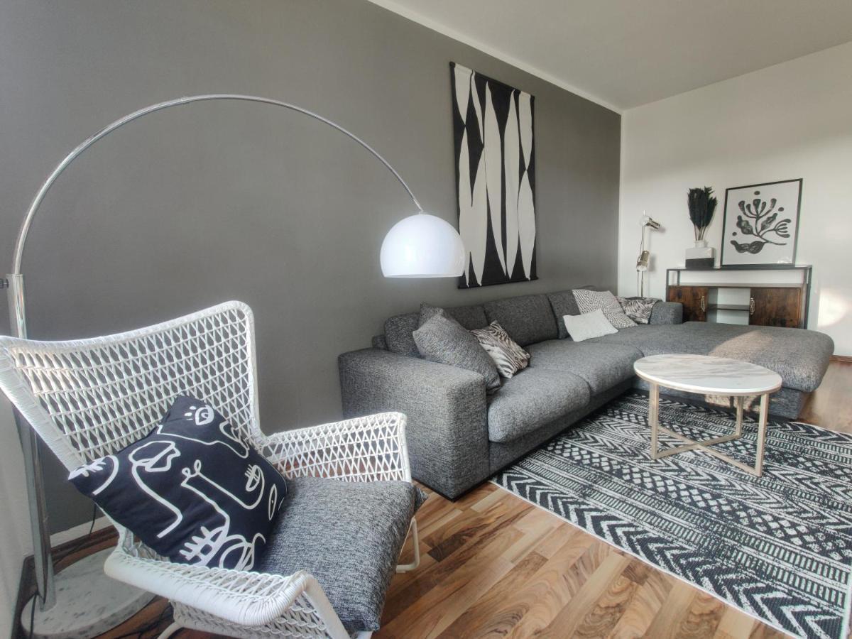 Inikama: Designer Apartment Im Gruenen - Netflix Rosengarten  Kültér fotó